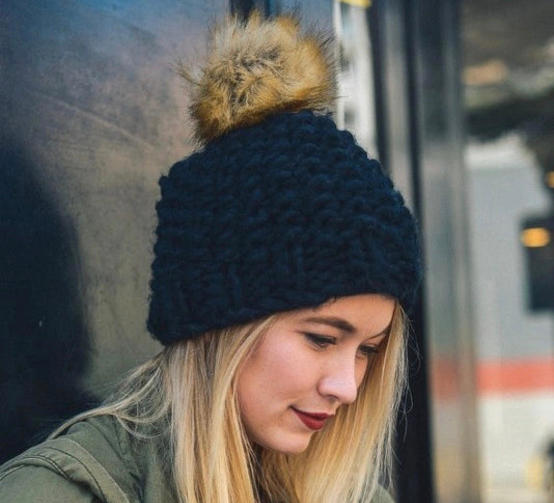 Oversized Chunky Pom Beanie - Mint