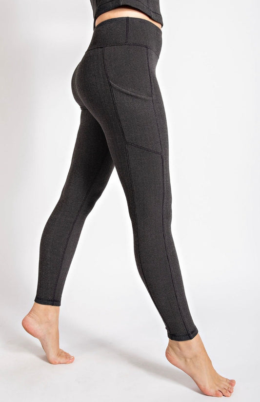 RIB BRUSHED HIGH RISE LEGGINGS WITH POCKETS - Black